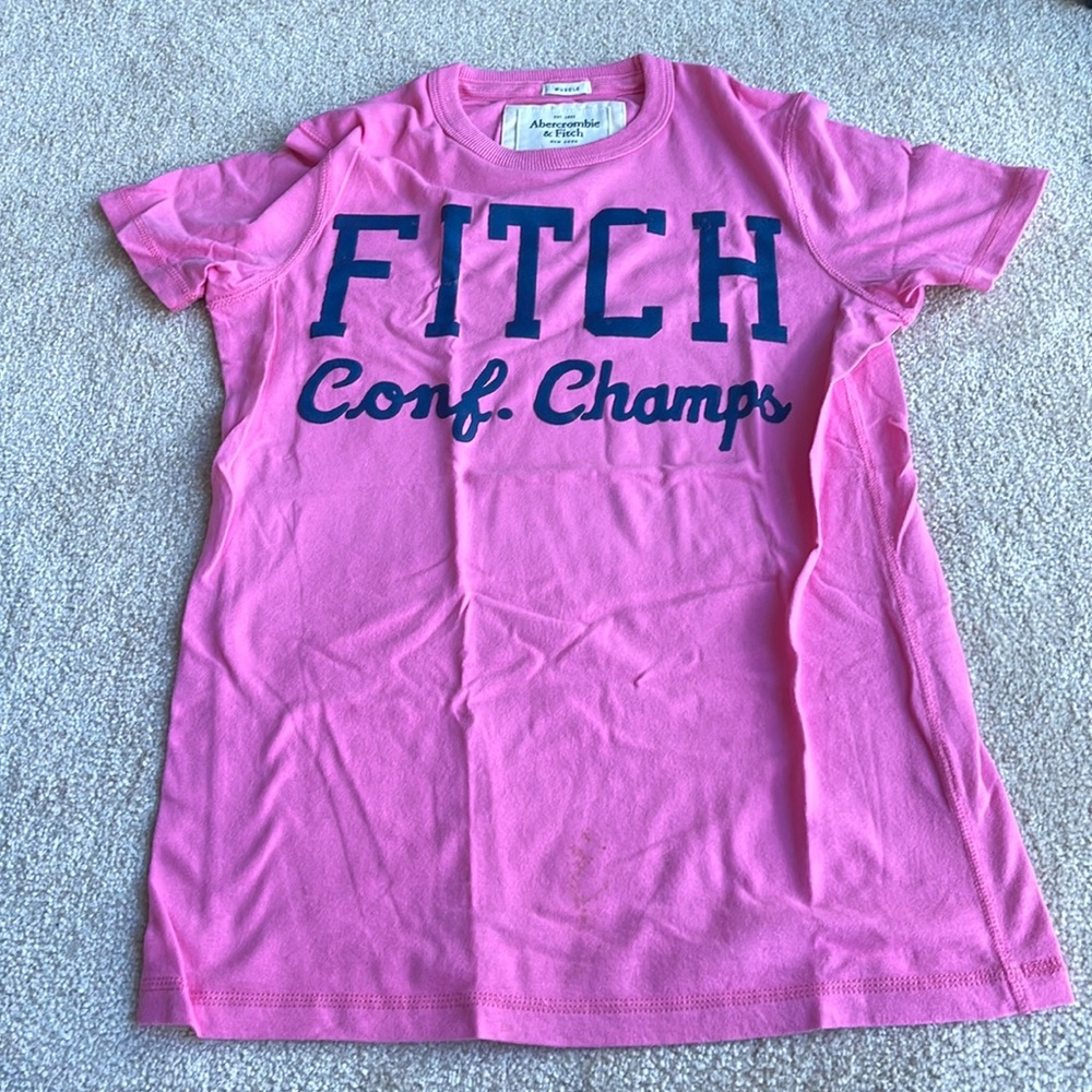 Brand new Abercrombie Mens Muscle Pink tee